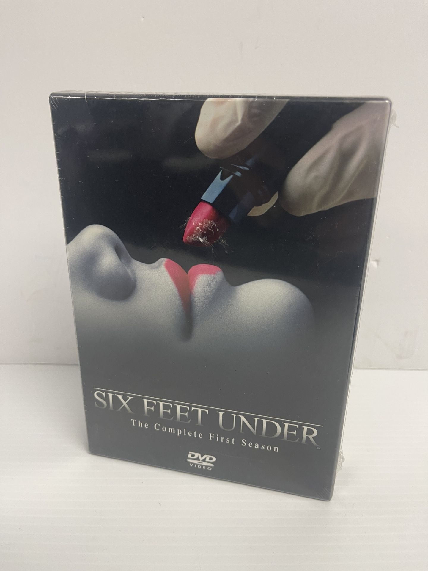 SIX FEET UNDER - The Complete First Season DVD commentary NEW / SEALED - B996