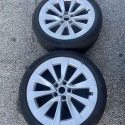 2 - 235/40r19 5x114.3 5x4.5 Tesla Model 3 Y Rims Wheels With Tires Sensors 2022 DOT Good Treads!!!!!!!