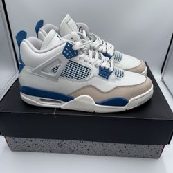 🔥 Jordan 4 Military Blue Size 9.5 Clean w/ Box 🔥