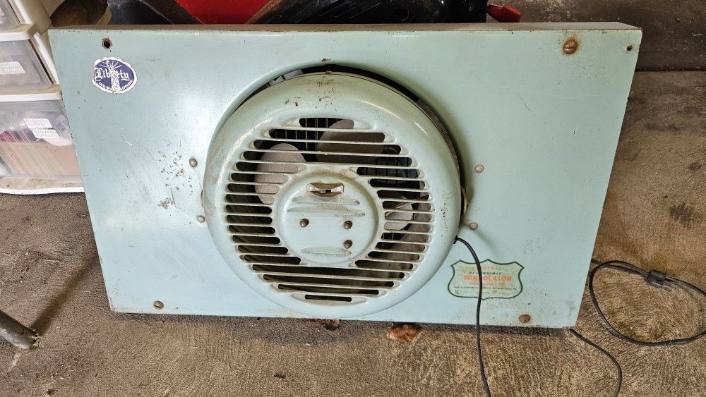 Vintage Windolater Reversible Window Fan