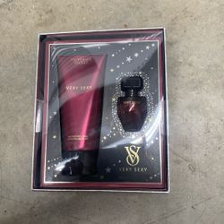 Very Sexy Perfume And Lotion Set 