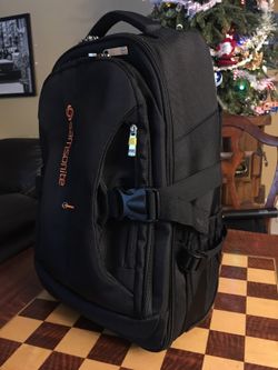 Carry-on Roller/backpack
