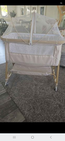 Bassinet/Cradle perfect condition