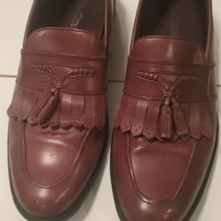 Douglas Deer Stags Men's Dress Shoes, size 12M Shoes. $20 