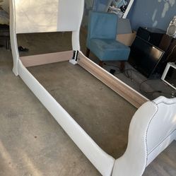 🥰BEAUTIFUL WHITE COLOR BEDROOM SET : DRESSER/6 DRAWER, NIGHTSTAND/2 DRAWER, TWIN SIZE BED FRAME🥰