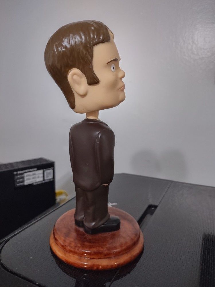 The Office Bobblehead Dwight ; perfect condition.