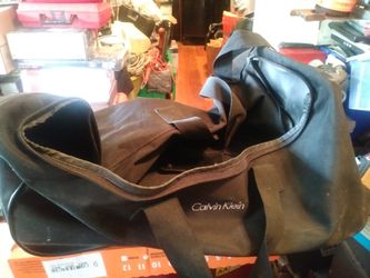 CALVIN KLEIN BAG ON WHEELS