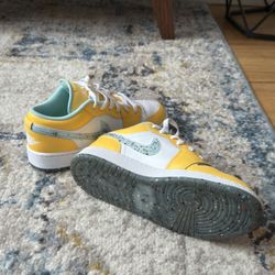 Nike Jordan Women Sneakers 
