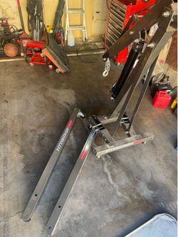 Engine hoist / cherry picker