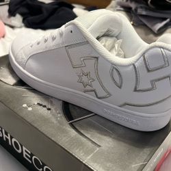 DC Sneakers