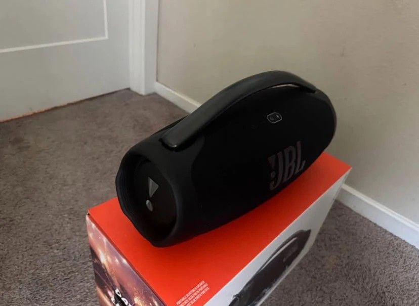 JBL Boombox 3