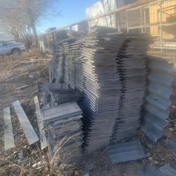 700 (give or take) Monier roof tiles