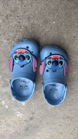 Stitch crocs