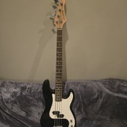 CRATE Bass Guitar