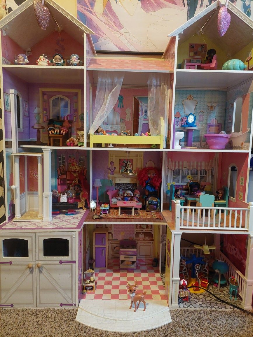 Wooden Doll House