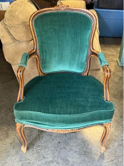 Vintage Italian Frame Louis XV Style Emerald Green Velvet Armchair