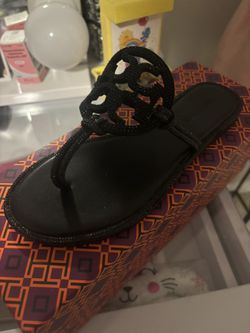 Women Tory Burch Sandles Size 5 $150