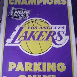 Vintage L.A. Lakers Sign $10