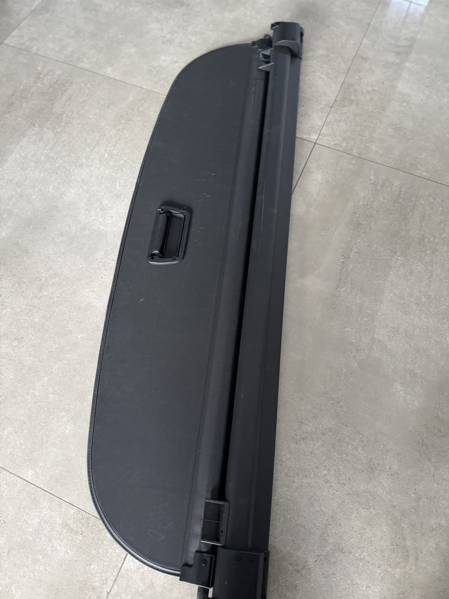 Audi Q5 Privacy Trunk Cover - Genuine