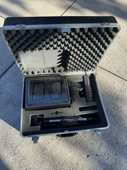 Reduced to $300. Tested & working properly. Includes external display/power unit & case.
