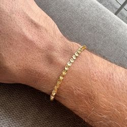 18K Gold Unique Bracelet 