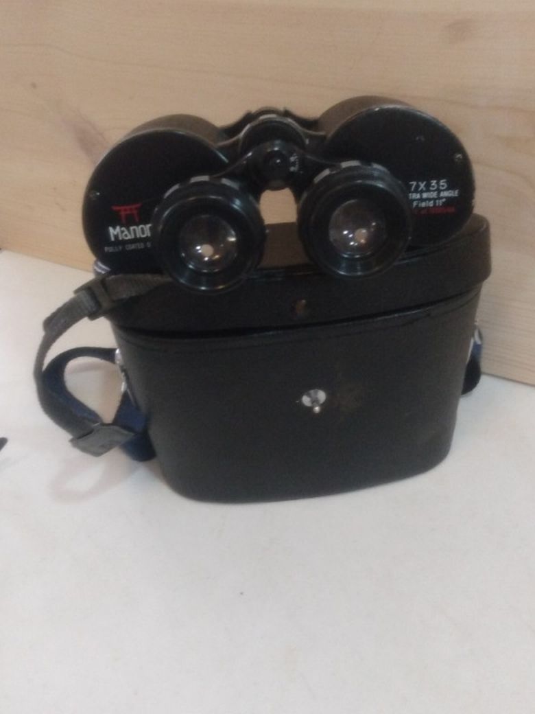 WWll Binocular, No 72480, 7x 35, Extra Wide Angle, Field 11 Degrees, Fully Coated Optic