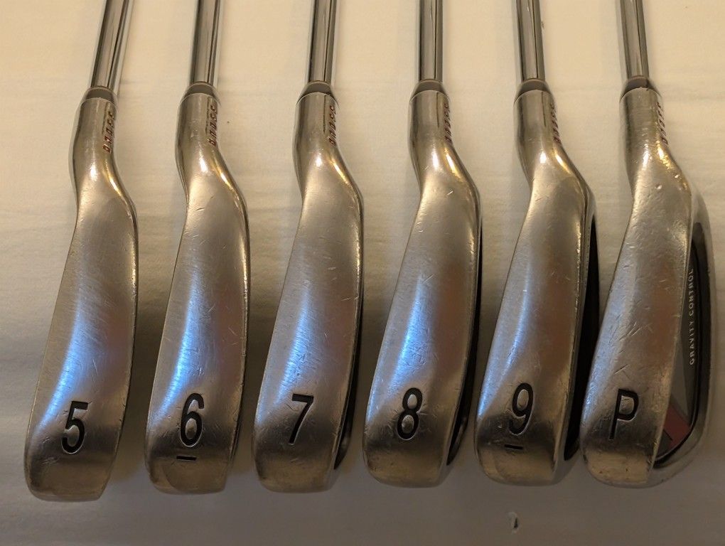 RH USED DAIWA ON OFF IRON SET STEE SHAFT