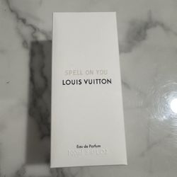 LOUIS VUITTON SPELL ON YOU 