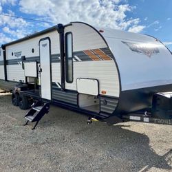 Forest River Wildwood X-Lite travel trailer 28VBXL