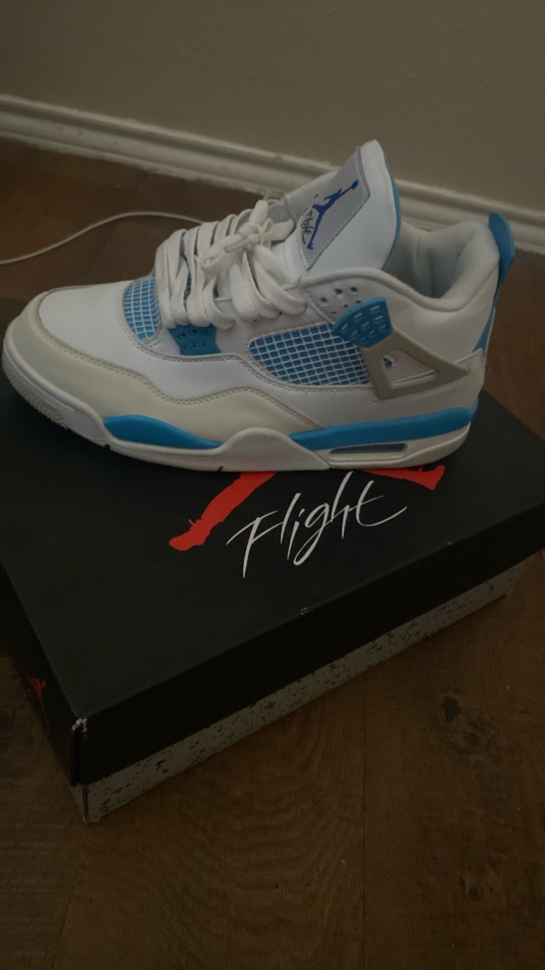 Jordan 4 military Blues