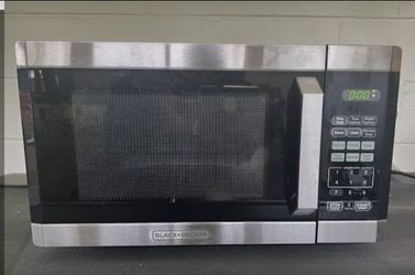 Black+Decker Stainless Steel Countertop Microwave