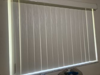 Blinds white PVC, 30total, 35” Long