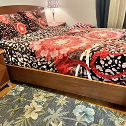 5 piece  Bedroom furniture ￼