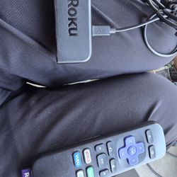 Roku Express HD Streaming Media Player with High Speed HDMI Cable and Simple Remote