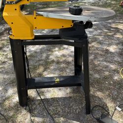 Dewalt 20” Variable Speed Scroll Saw With Stand And Billy Pedal