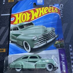 Hot Wheels - ‘47 Chevy Fleetline