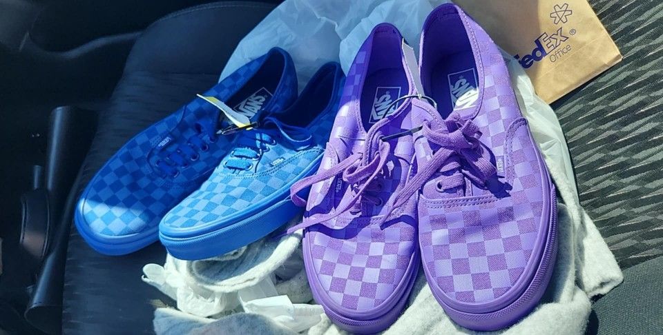 $25 For 2 Pairs Of Vans Shoes