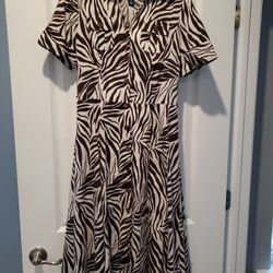 Jones Wear Size 6 Zebra Dress 