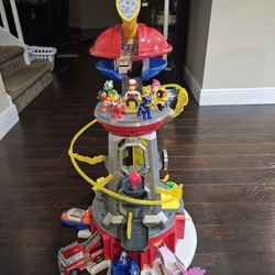 PAW PAROL HEADQUARTERS 