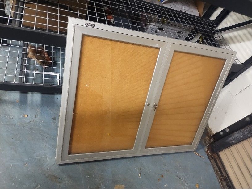 Aluminum Display Cabinet 