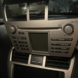 2007-2012 Toyota Yaris Factory Stereo