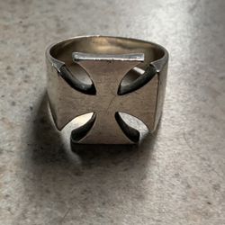 SILVER RING
