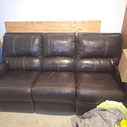Couch, Leather, Electric. 