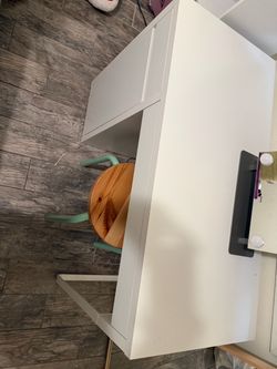 White ikea desk