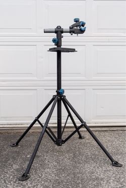 Heavy-Duty Telescoping Bicycle Stand with Tool Tray