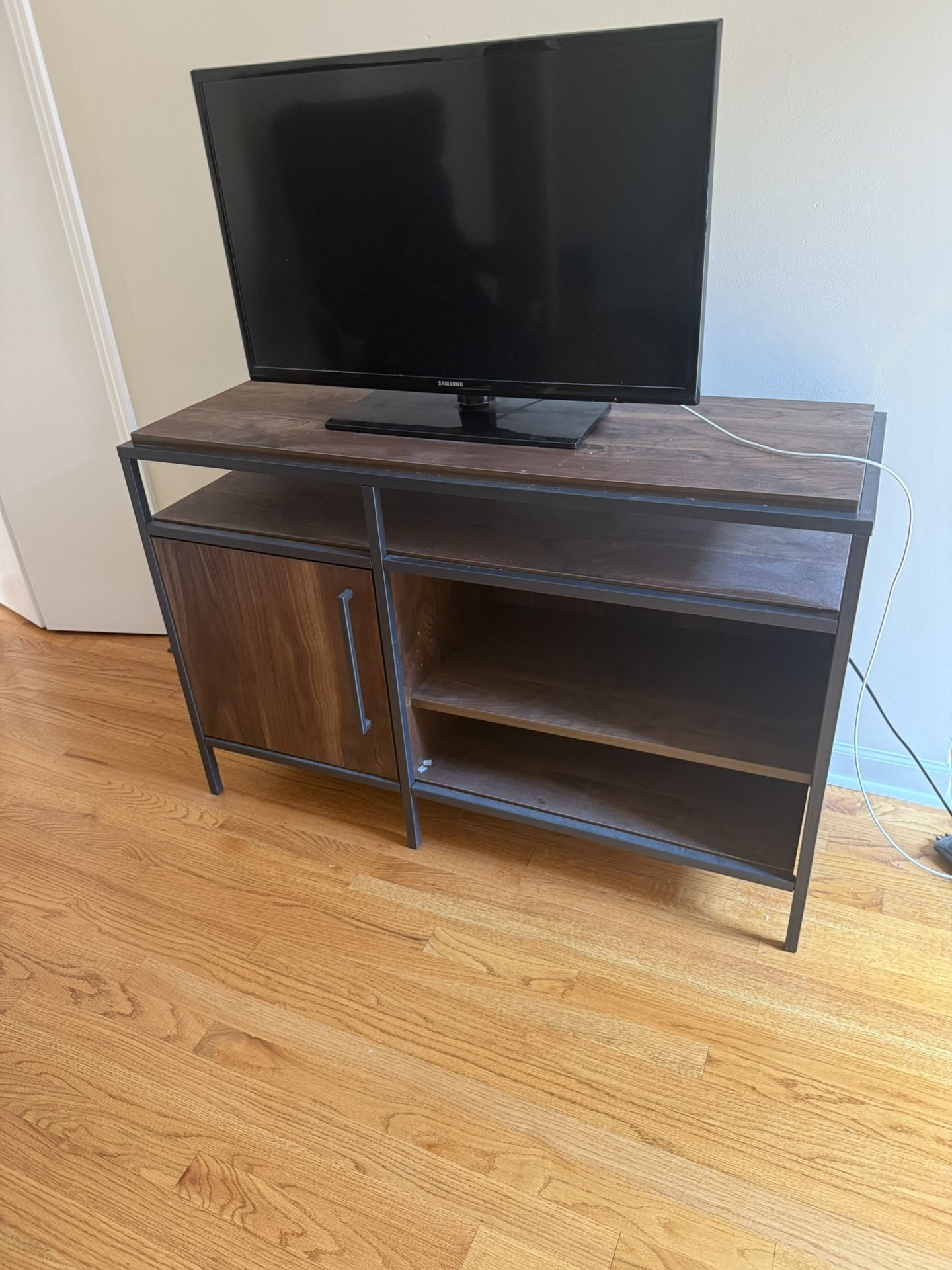 Samsung 32 Inch TV
