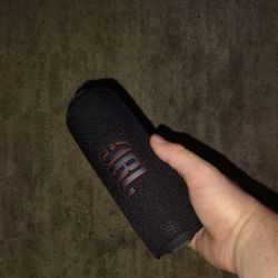JBL Flip 7