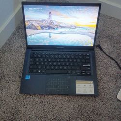 Asus Vivo book 14