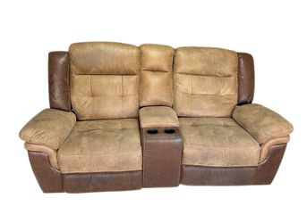 Brown recliner couch cupholders
