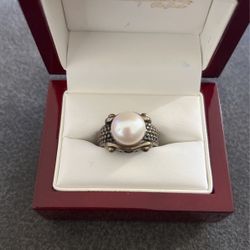 Pearl Ring